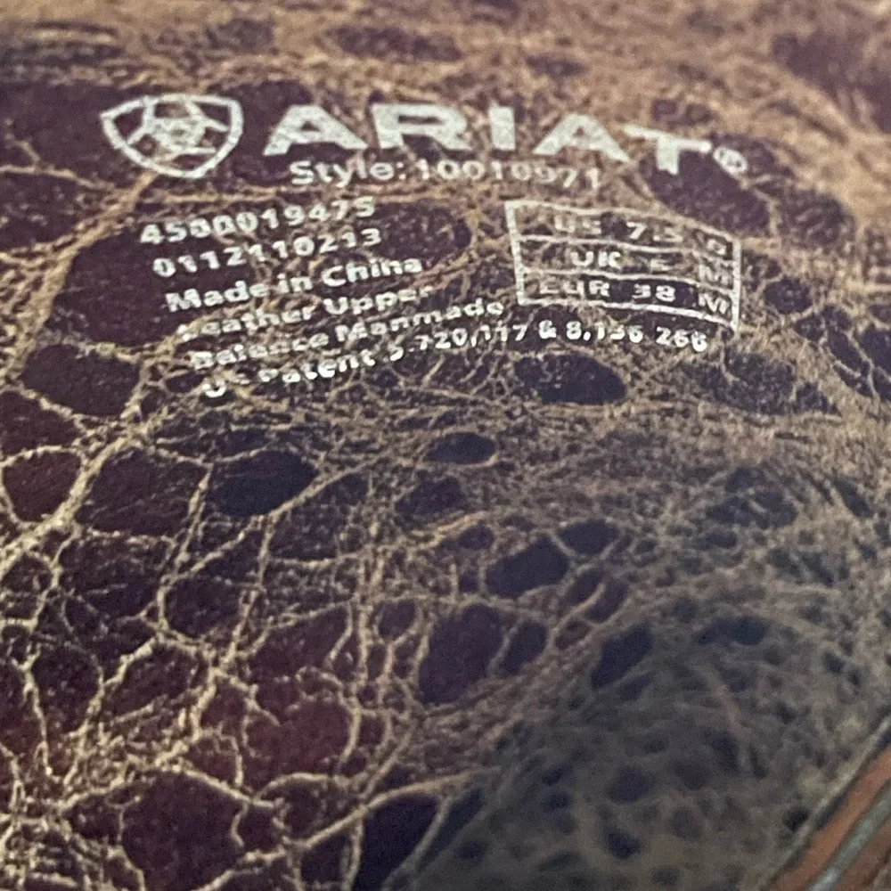 Women’s: Ariat Cowboy Boot (Size: 7.5 Medium Width) - Picture 2 of 8